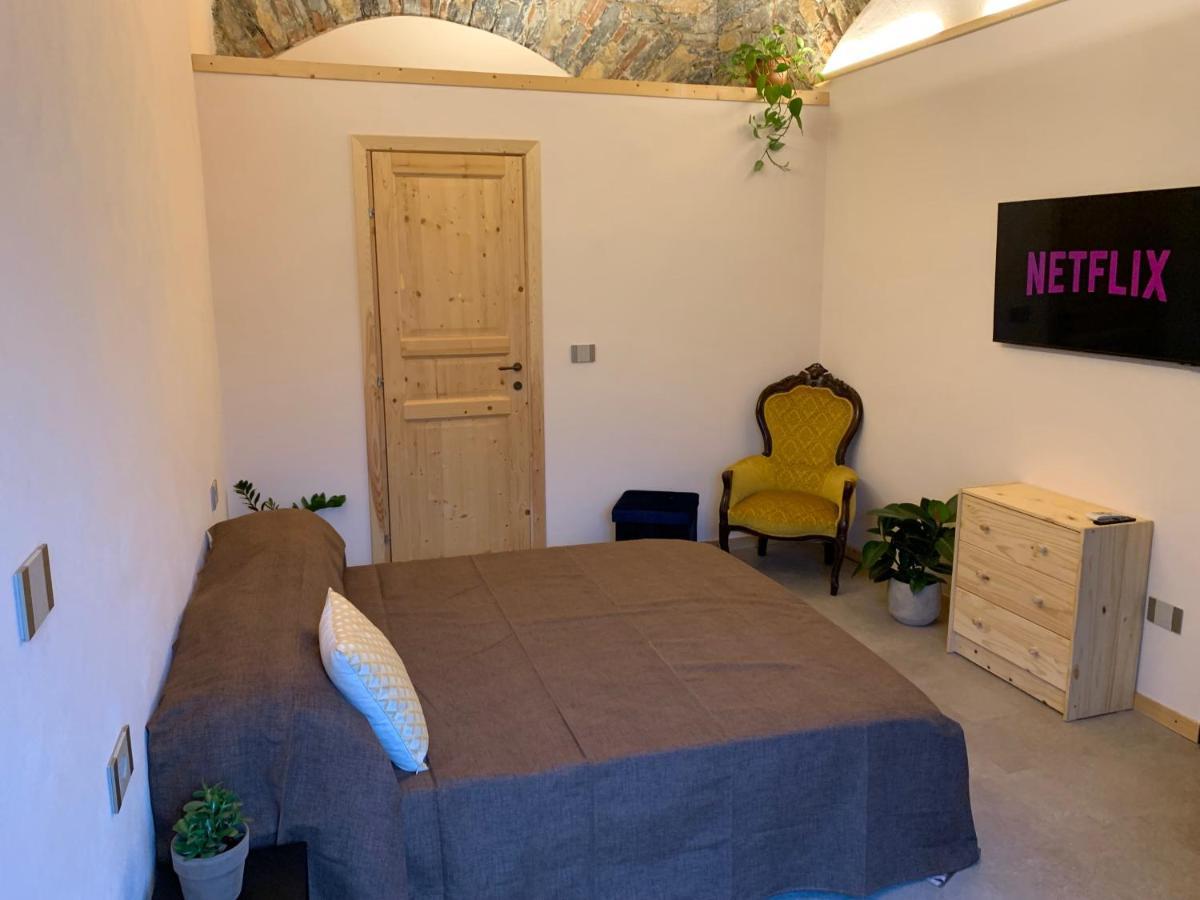 Rock & Wood - Apartment & Room La Spezia Exterior foto